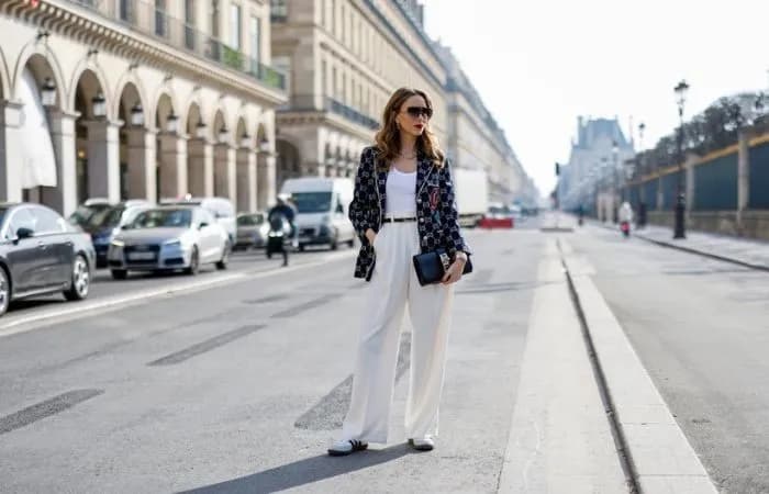 Co ubrać do białych spodni, aby zawsze wyglądać stylowo i modnie