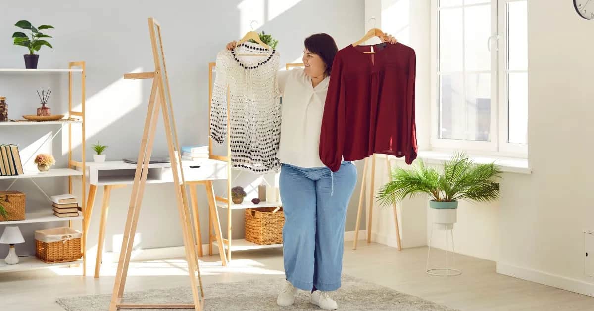 Jakie bluzki wyszczuplają? Odkryj fasony, które modelują sylwetkę