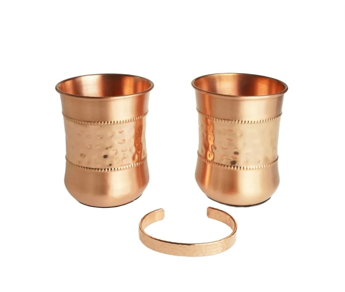 Czy biżuteria z miedzi czernieje? Odkryj przyczyny i sposoby na to