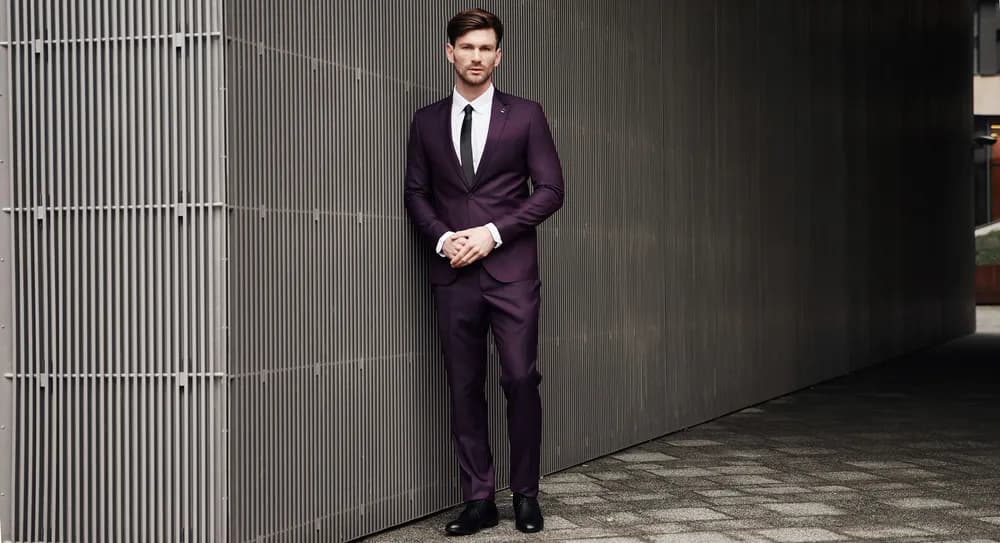 Jak powinny leżeć spodnie od garnituru, aby uniknąć modowych wpadek